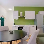 Apartment Mascarella By Lesdomus