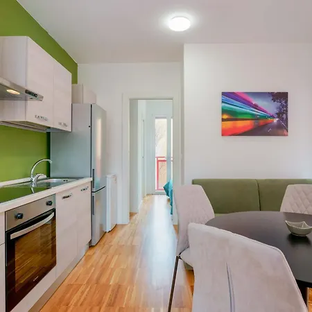 Mascarella By Lesdomus * Bolonha