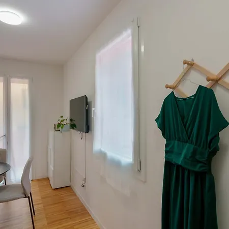 Apartamento Mascarella By Lesdomus Bolonha