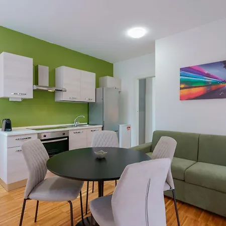 Mascarella * Bologna